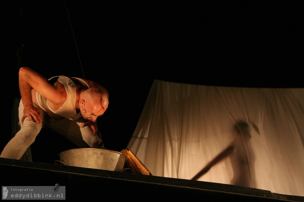 Deventer Op Stelten - 2009-07-02 - Compagnie Jo Bithume - Victor Frankenstein - by Eddy Dibbink (21) - by Eddy Dibbink